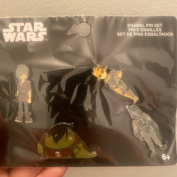 Star Wars Pin Set - Picture 4 of 4